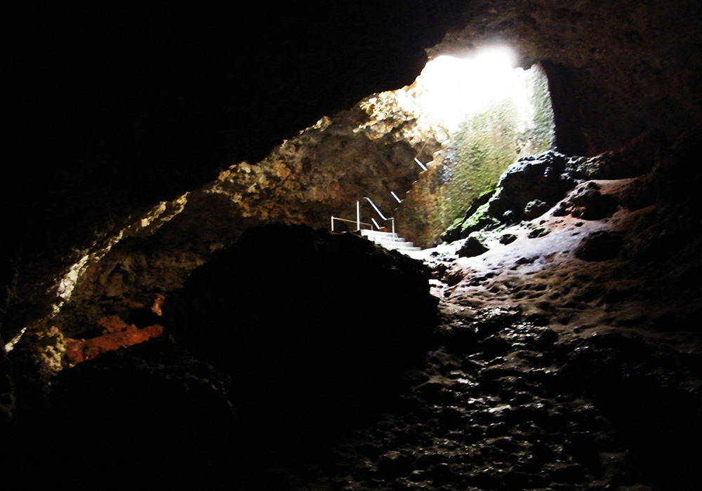 Mangapwani Coral Cave Tour